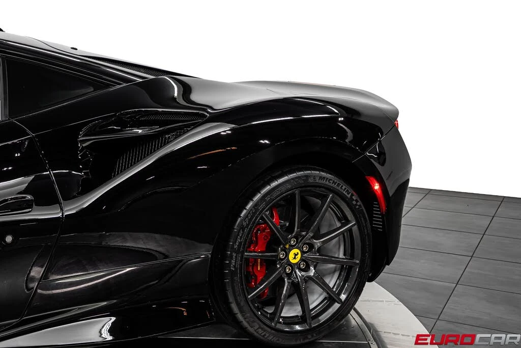 2022 Ferrari F8 Tributo - Image 16 of 31