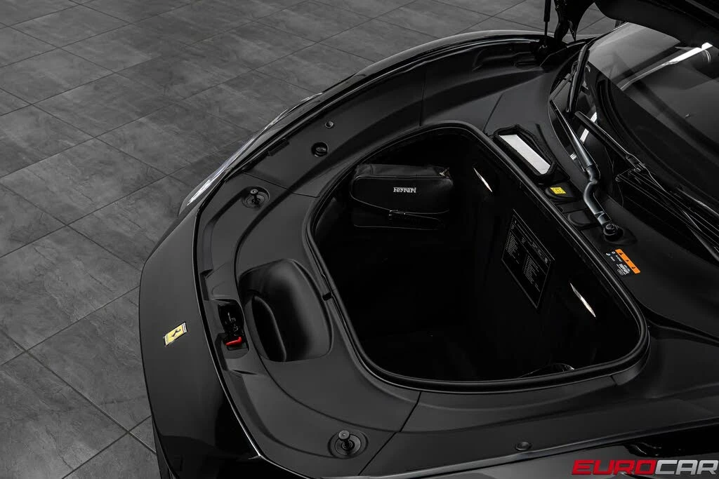 2022 Ferrari F8 Tributo - Image 10 of 31