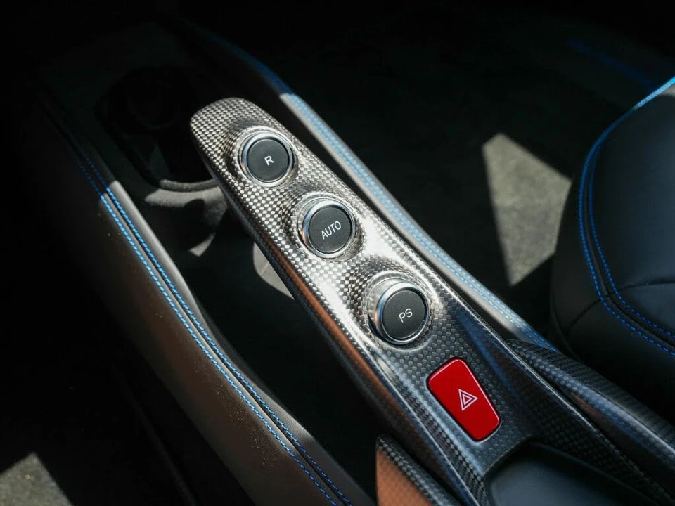 2022 Ferrari F8 Tributo - Image 10 of 13