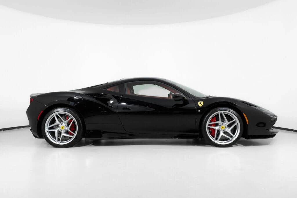 2022 Ferrari F8 Tributo - Image 10 of 31