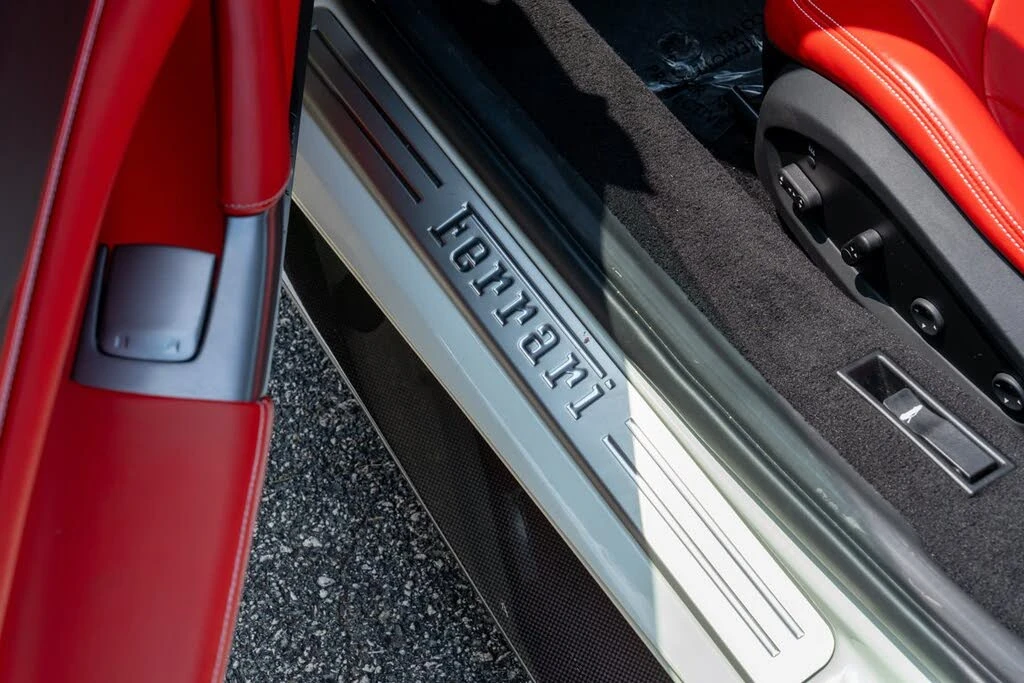 2022 Ferrari F8 Tributo - Image 25 of 31