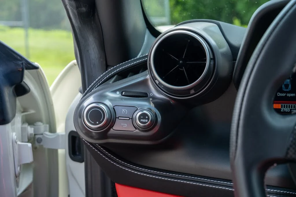 2022 Ferrari F8 Tributo - Image 30 of 31