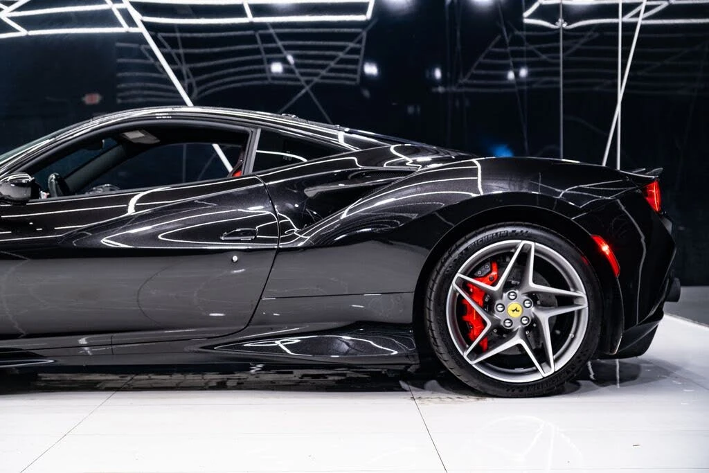 2022 Ferrari F8 Tributo - Image 13 of 31