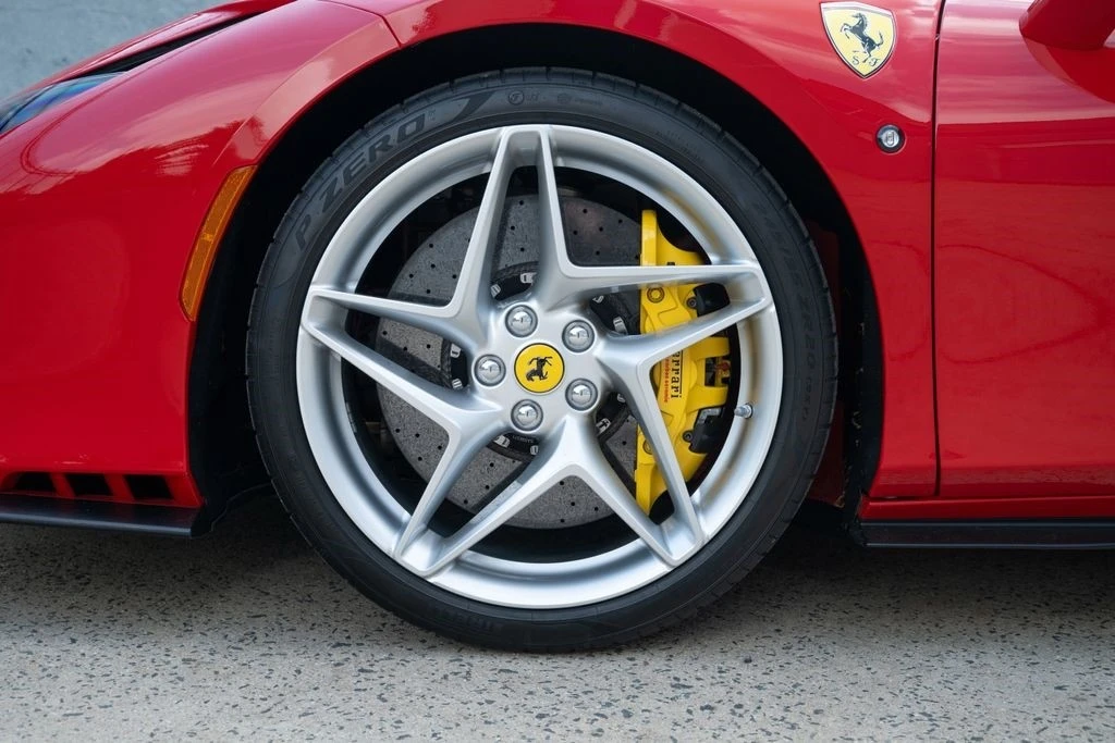 2022 Ferrari F8 Tributo - Image 18 of 21