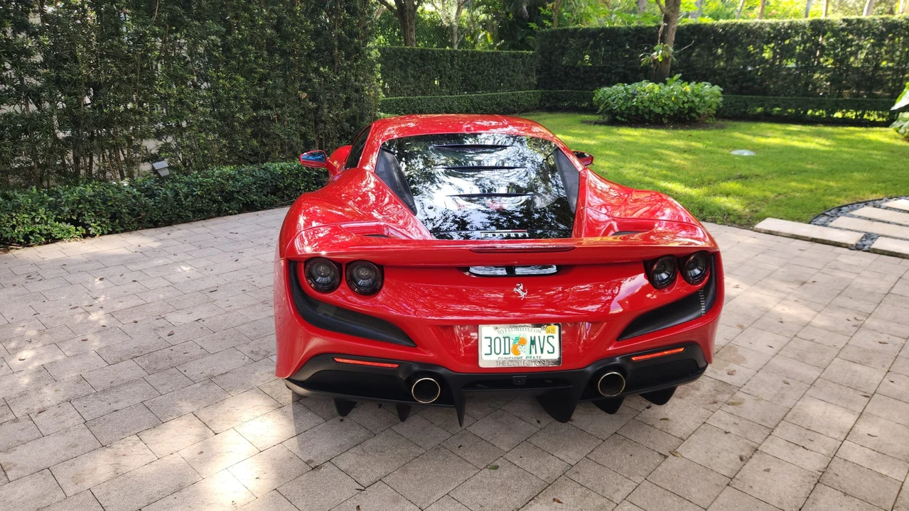 2022 Ferrari F8 Tributo - Image 22 of 31