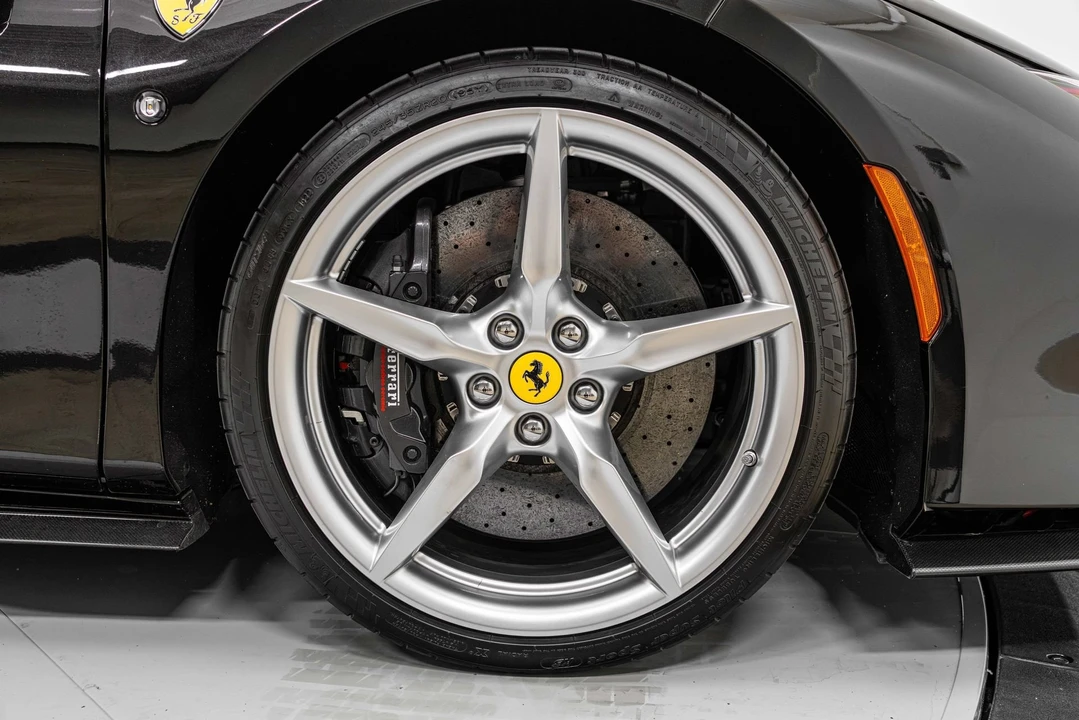 2022 Ferrari F8 Tributo - Image 17 of 31