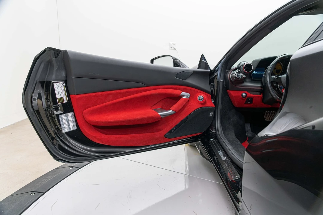 2022 Ferrari F8 Tributo - Image 18 of 31