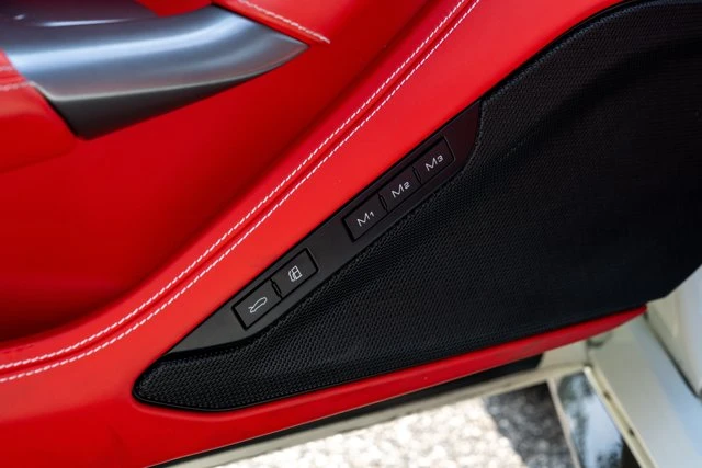 2022 Ferrari F8 Tributo - Image 24 of 31