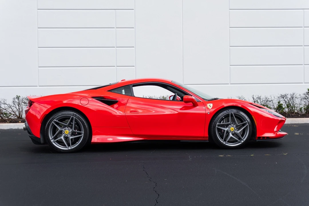 2022 Ferrari F8 Tributo - Image 14 of 31