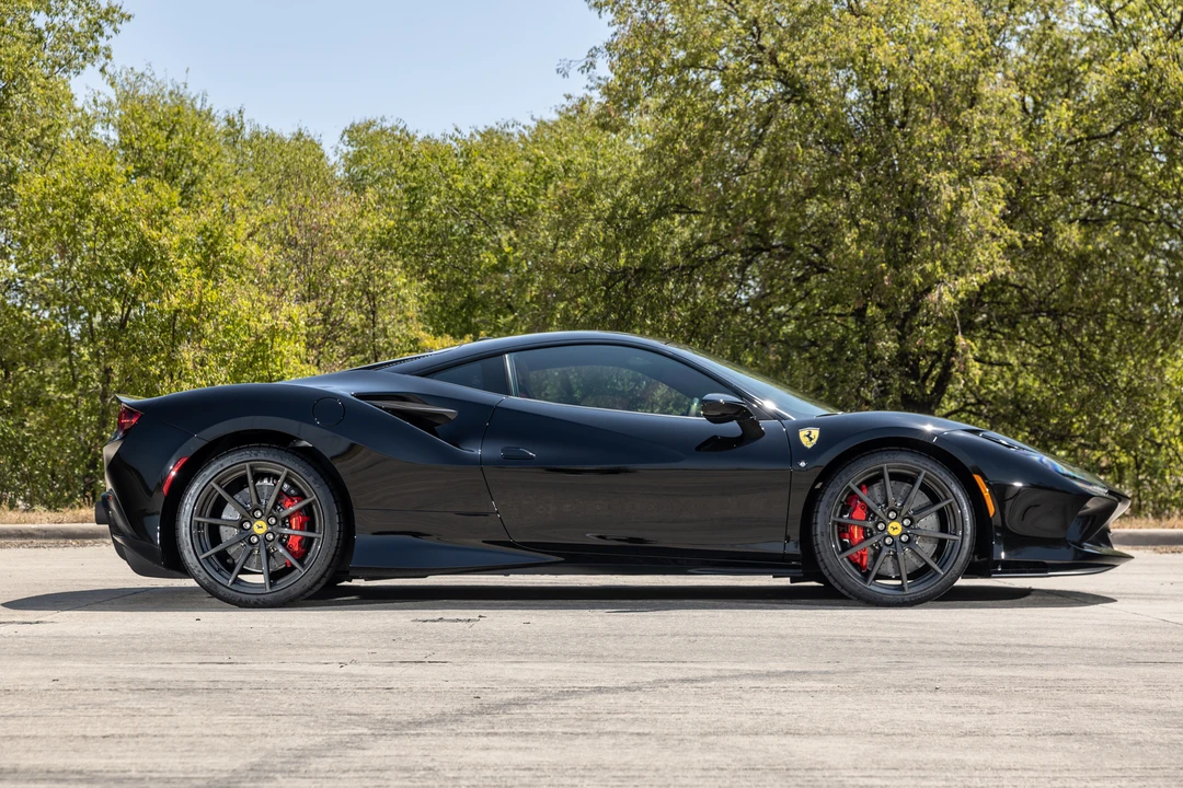 2022 Ferrari F8 Tributo - Image 10 of 31