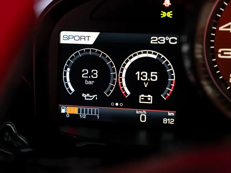 2022 Ferrari Monza SP2 - Image 17 of 31