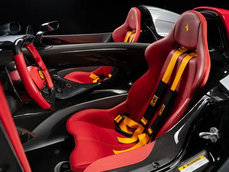 2022 Ferrari Monza SP2 - Image 11 of 31