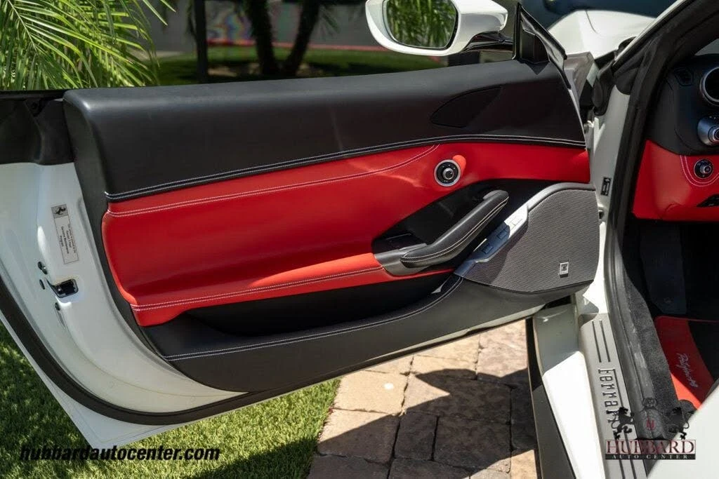 2022 Ferrari Portofino M - Image 16 of 31