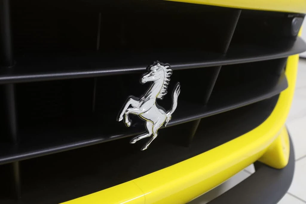 2022 Ferrari Portofino M - Image 22 of 31