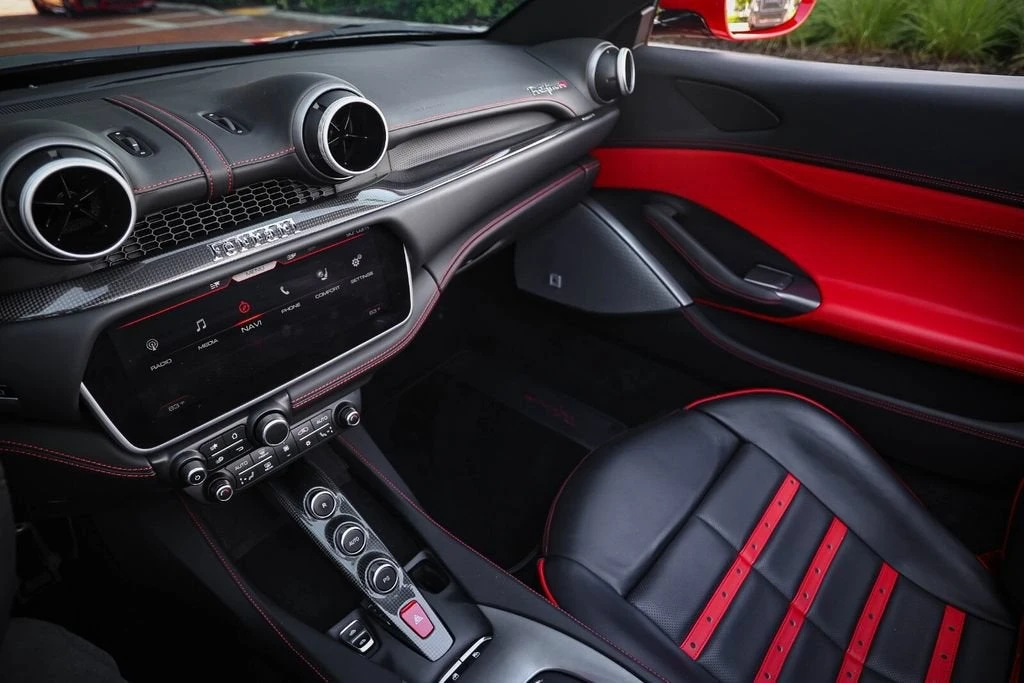 2022 Ferrari Portofino M - Image 28 of 31