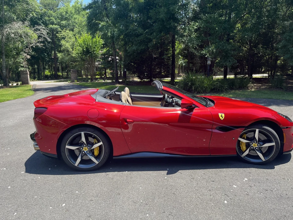 2022 Ferrari Portofino M - Image 8 of 31