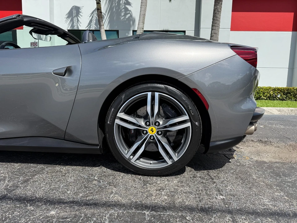 2022 Ferrari - Image 9 of 31