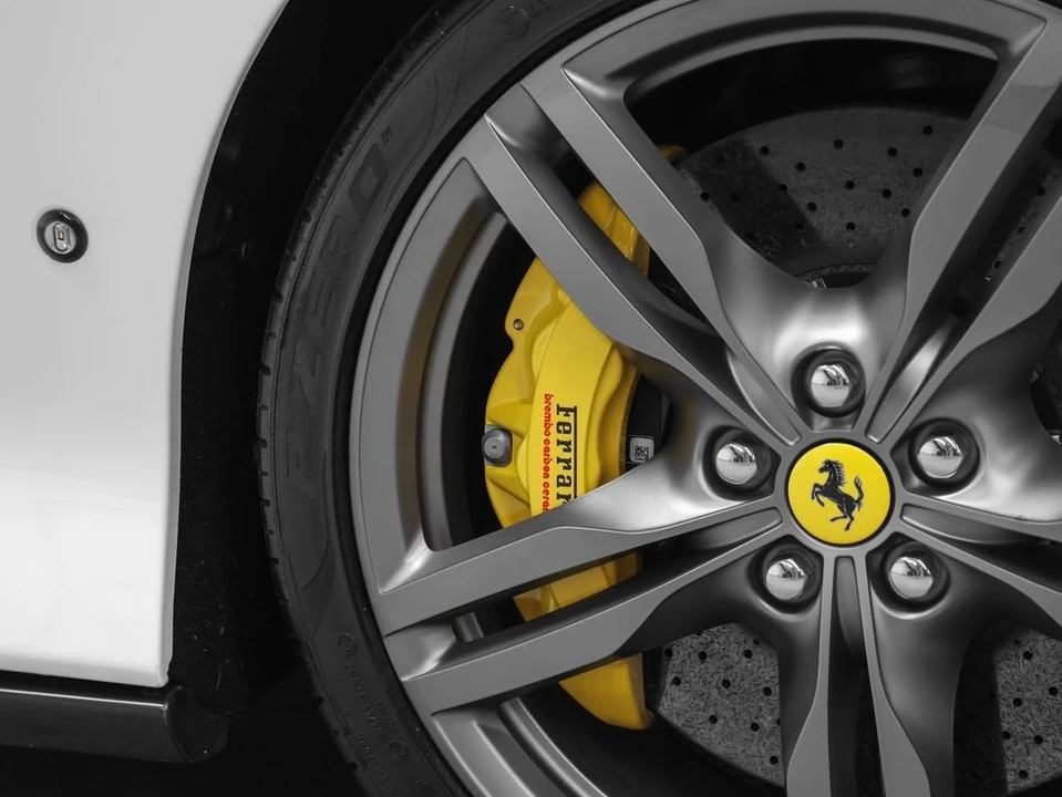 2022 Ferrari Portofino M - Image 10 of 31