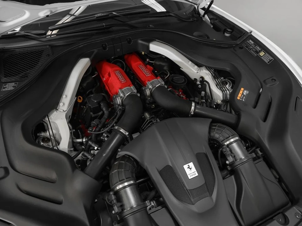 2022 Ferrari Portofino M - Image 14 of 31