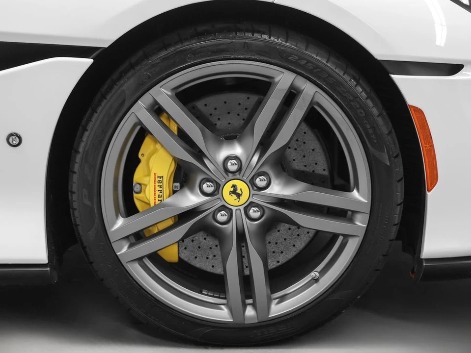 2022 Ferrari Portofino M - Image 9 of 31