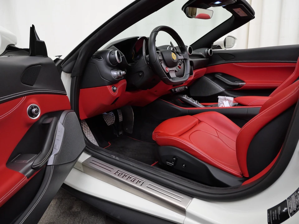 2022 Ferrari Portofino M - Image 18 of 31