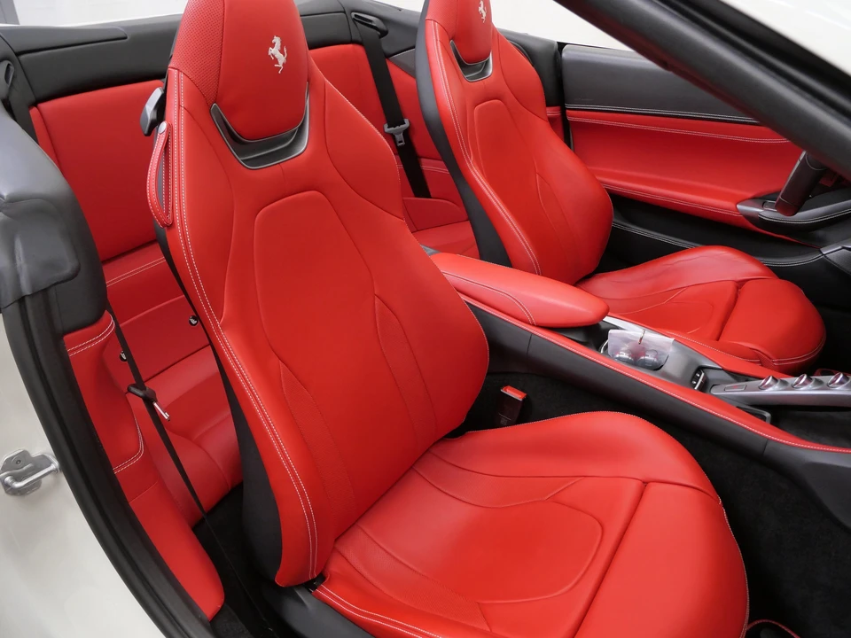 2022 Ferrari Portofino M - Image 17 of 31