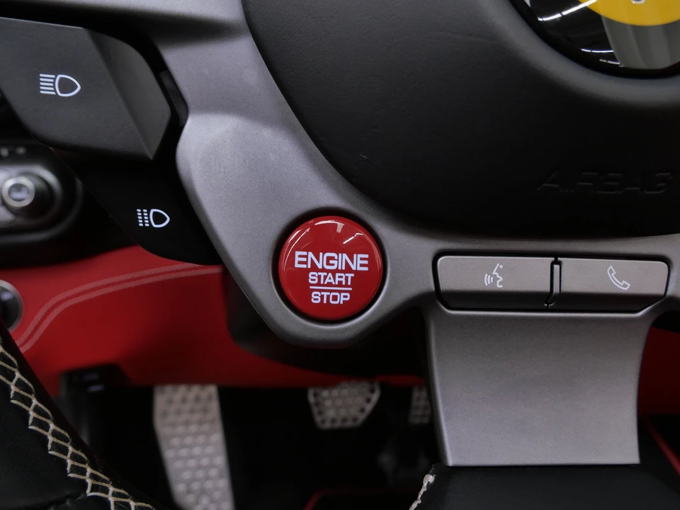 2022 Ferrari Portofino M - Image 27 of 31
