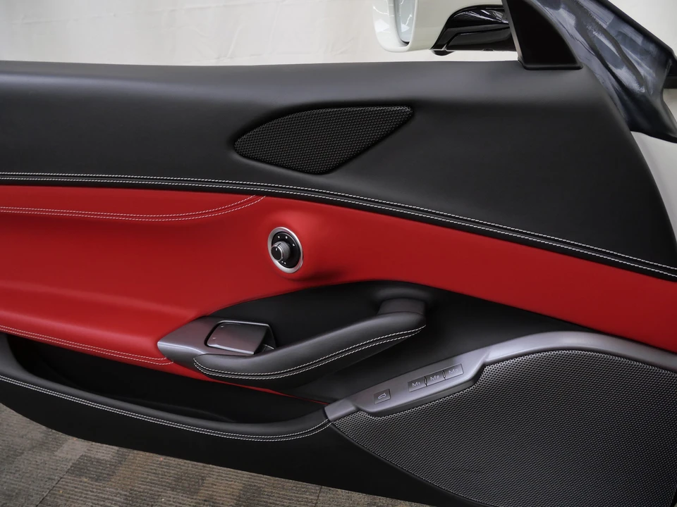 2022 Ferrari Portofino M - Image 30 of 31
