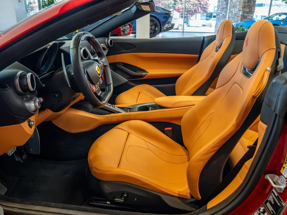 2022 Ferrari Portofino M - Image 10 of 31