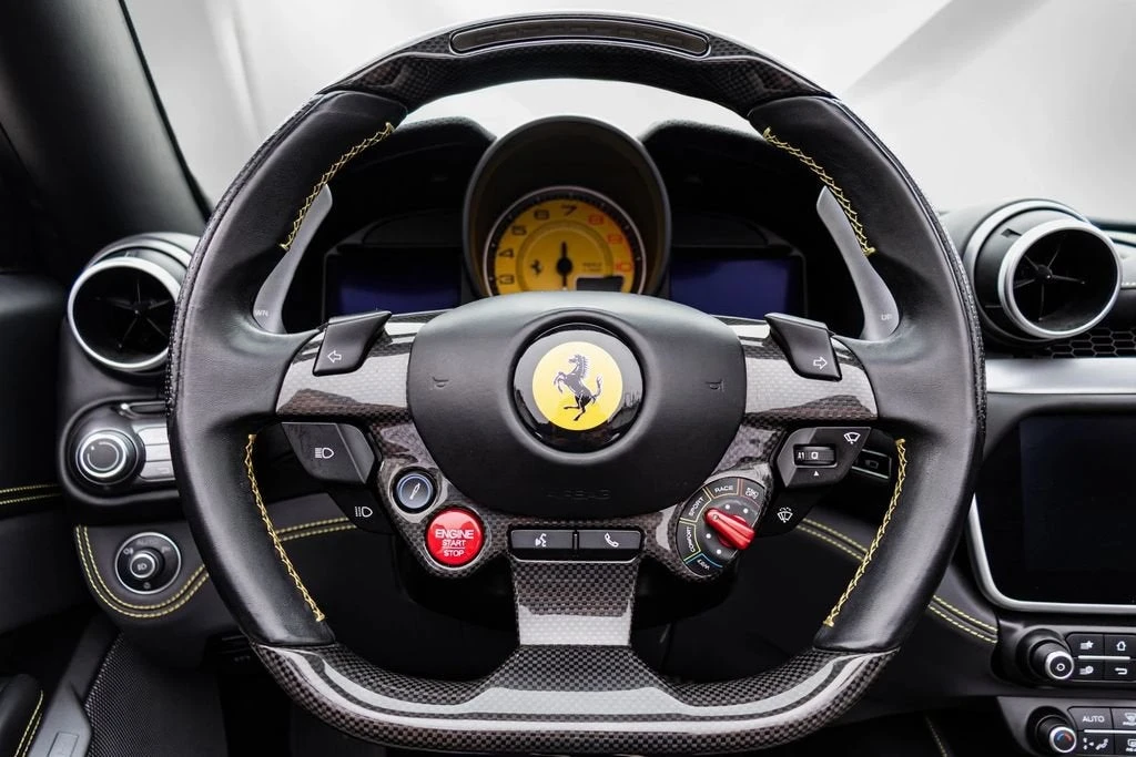 2022 Ferrari Portofino M - Image 4 of 31