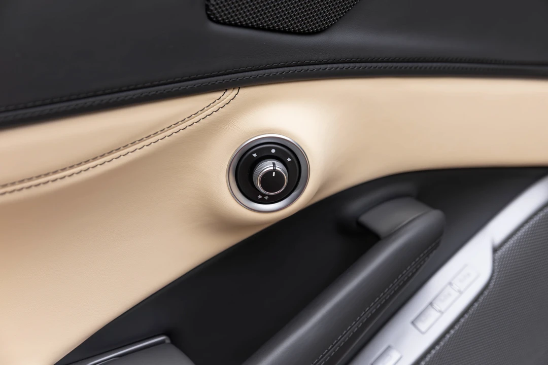2022 Ferrari Portofino M - Image 13 of 31