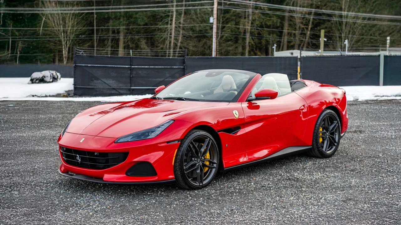 2022 Ferrari Portofino M - Image 2 of 31