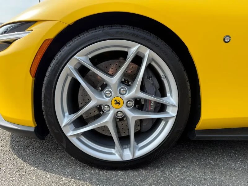 2022 Ferrari Roma - Image 5 of 16