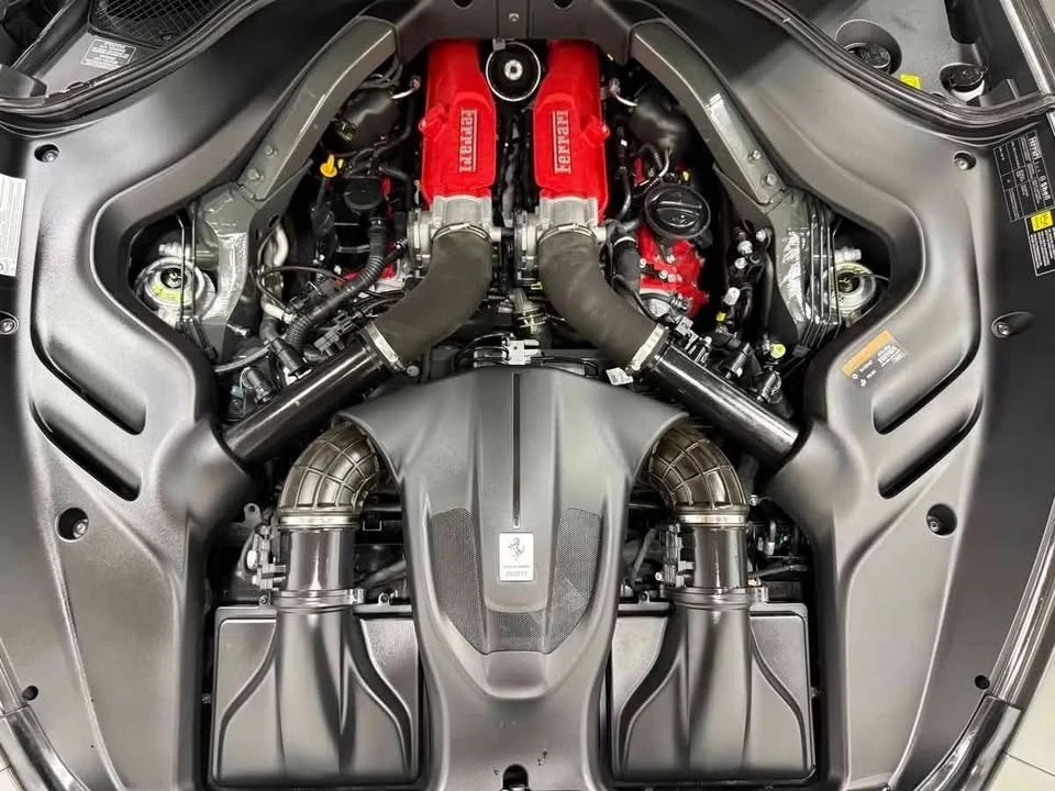 2022 Ferrari Roma - Image 19 of 20