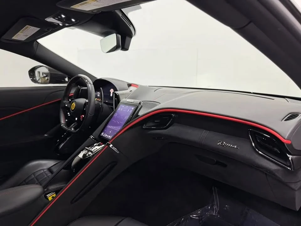 2022 Ferrari Roma - Image 10 of 20