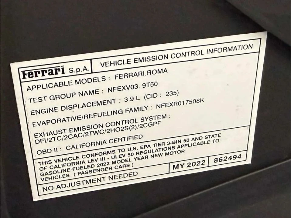 2022 Ferrari Roma - Image 18 of 20