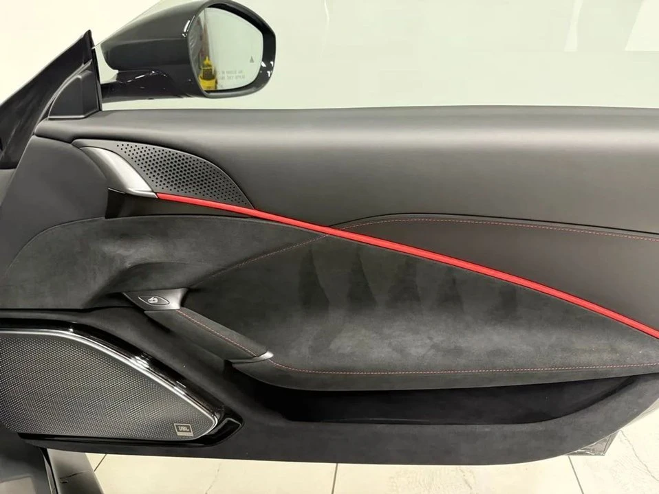 2022 Ferrari Roma - Image 4 of 20