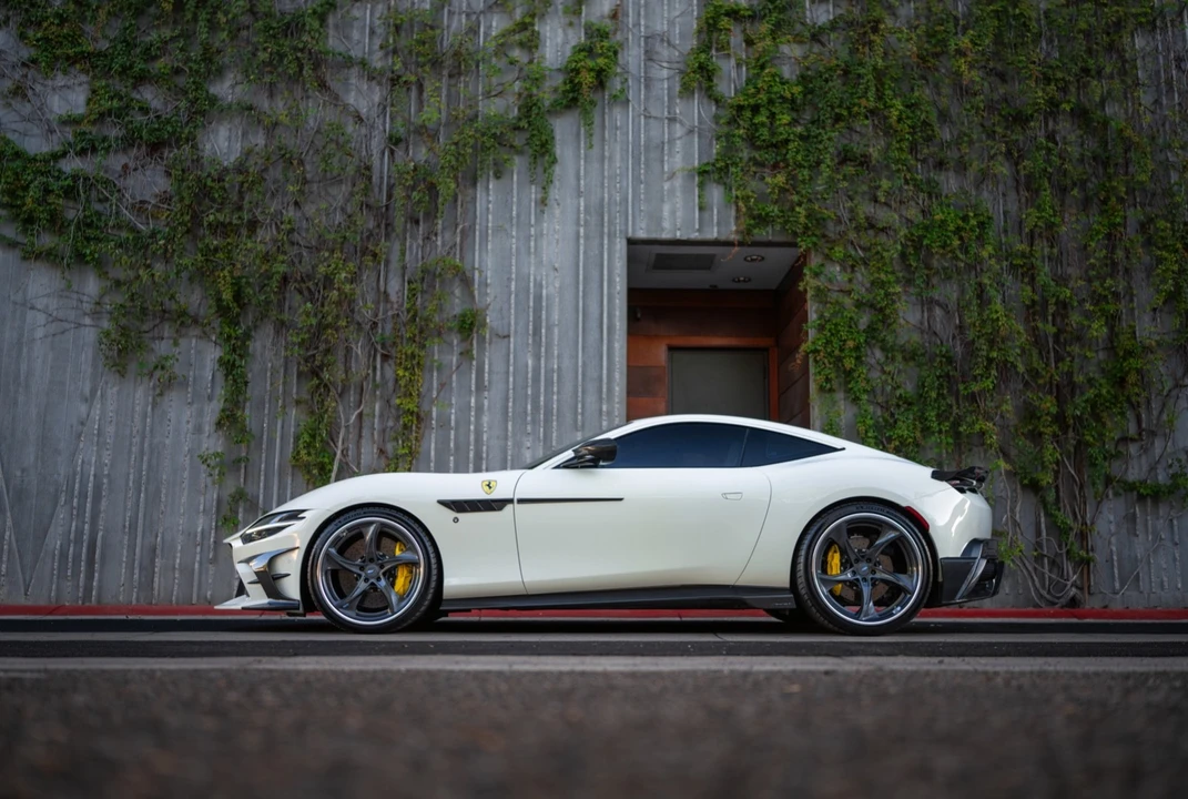 2022 Ferrari Roma - Image 16 of 21