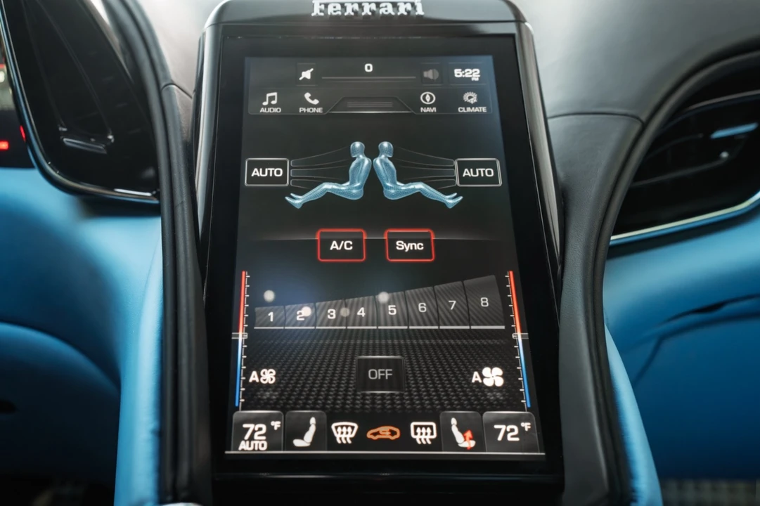2022 Ferrari Roma - Image 10 of 21