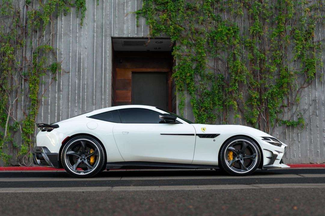 2022 Ferrari Roma - Image 18 of 21