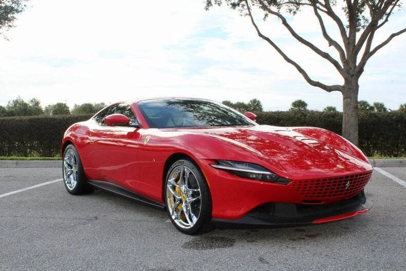 2022 Ferrari Roma - Image 5 of 12