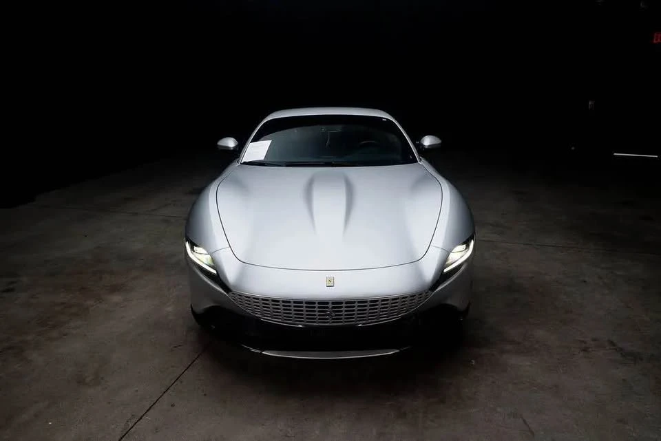 2022 Ferrari Roma - Image 2 of 8