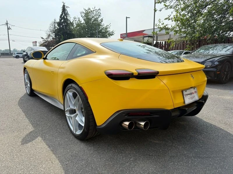 2022 Ferrari Roma - Image 7 of 12