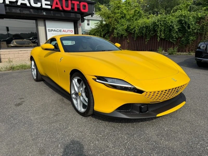 2022 Ferrari Roma - Image 3 of 12