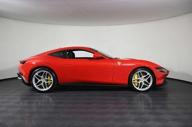 2022 Ferrari Roma - Image 10 of 20