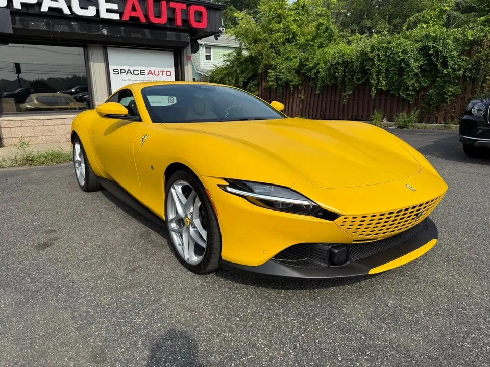 2022 Ferrari Roma - Image 3 of 9