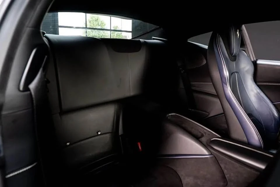 2022 Ferrari Roma - Image 15 of 15