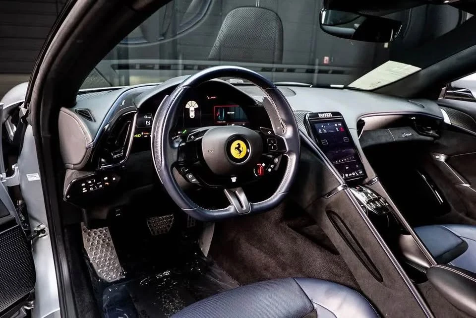 2022 Ferrari Roma - Image 9 of 9