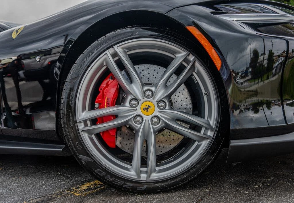 2022 Ferrari Roma - Image 30 of 30
