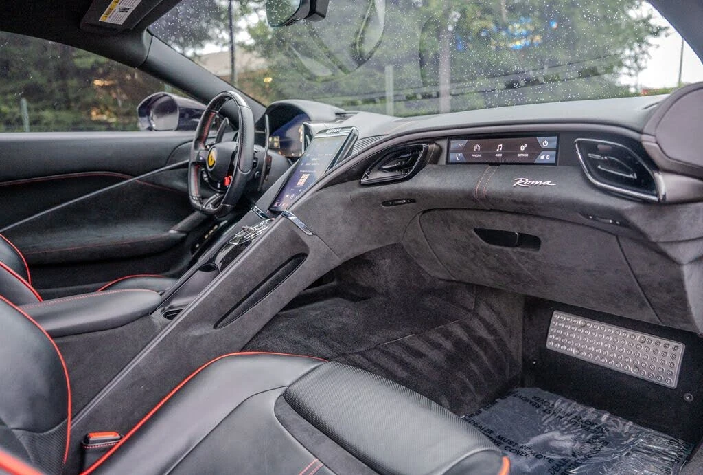 2022 Ferrari Roma - Image 22 of 30